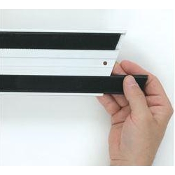 Rubbermaid, 18 inch Hook and Loop Replacement Set for Q560, SMFGQ18000BK00 , sold as one set.